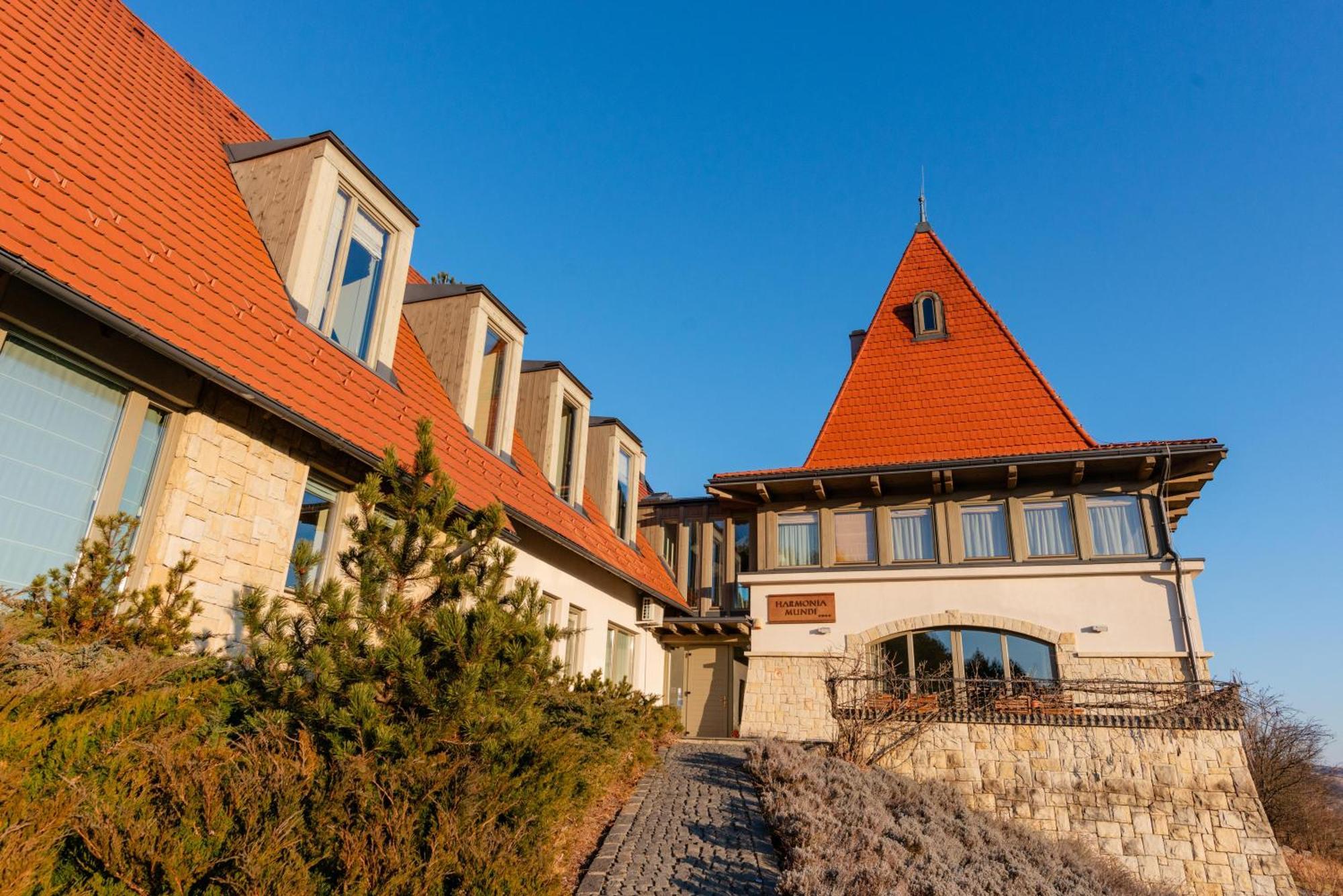 Harmonia Mundi Hotel Vlaha ภายนอก รูปภาพ